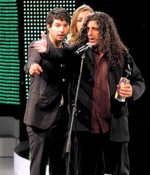 recibiendo-premio-lilo-vilpalana