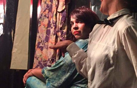 Pelucas, tacones y lentejuelas